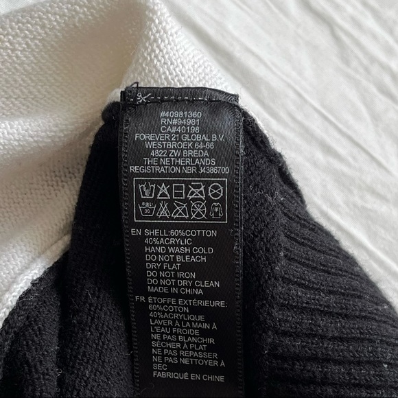 FOREVER 21 block sweater - Picture 5 of 8